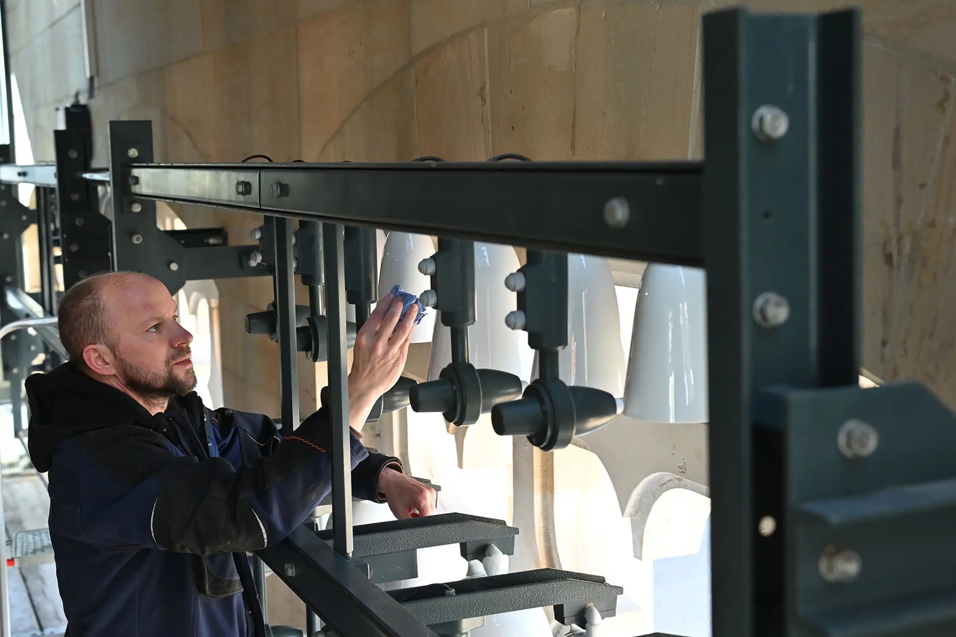Frühjahrsputz für Halberstadts Glockenspiel